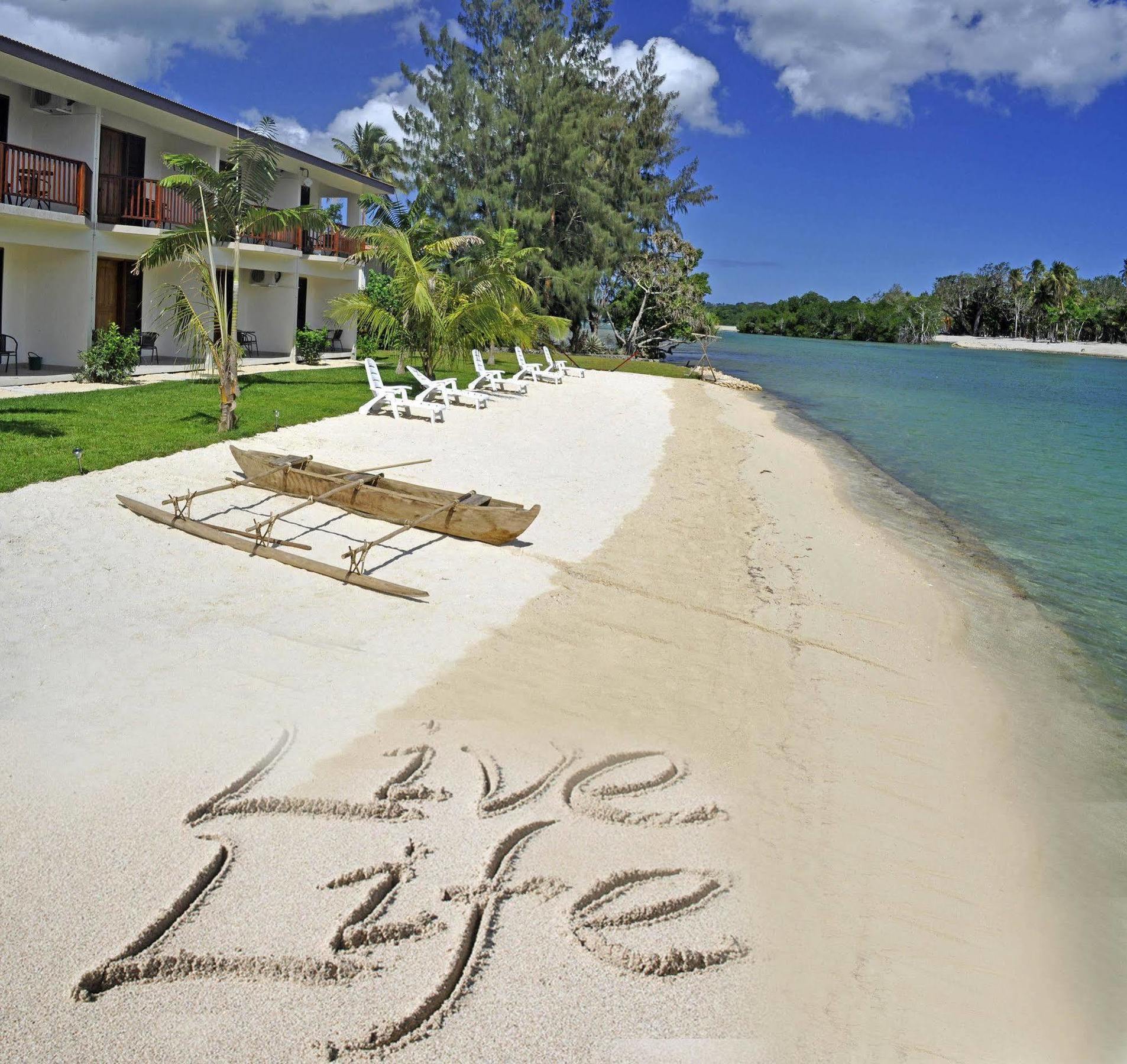Tropicana Lagoon Apartments Port Vila Exterior photo